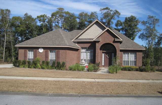 Exquisitely maintained 3 Bedroom 2 Bath in Hammock Bay Gallery 1