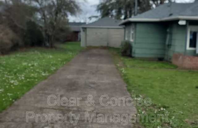 205 East 31st Avenue - 205 East 31st Avenue, Eugene, OR 97405