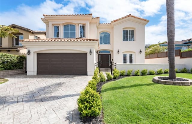 1756 Gates Avenue - 1756 Gates Avenue, Manhattan Beach, CA 90266