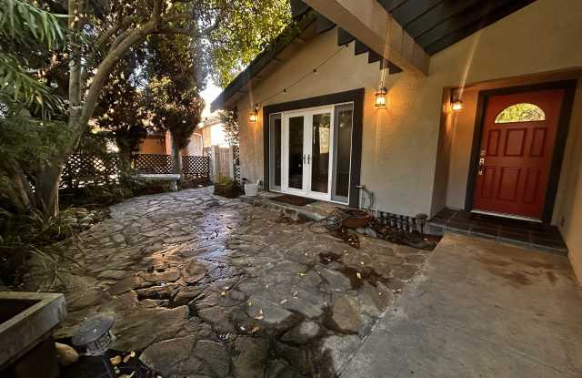 2144 Queensberry Rd photos photos