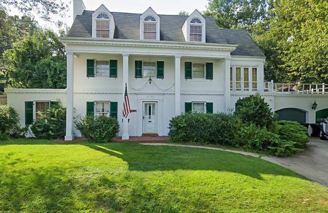 Classic And Stately 5 Bed 3 Bath Colonial Gem In Prestigious Dover Balmoral Riverwood Community - 2394 North Quincy Street, Arlington, VA 22207