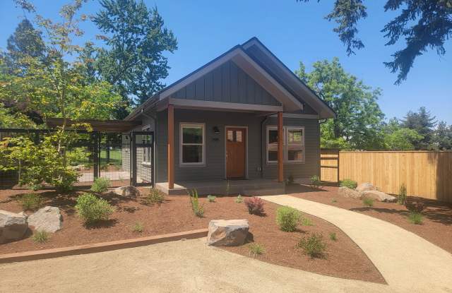 395 S Mountain Ave photos photos