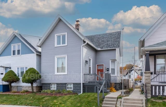 701 E Potter Avenue - 701 East Potter Avenue, Milwaukee, WI 53207