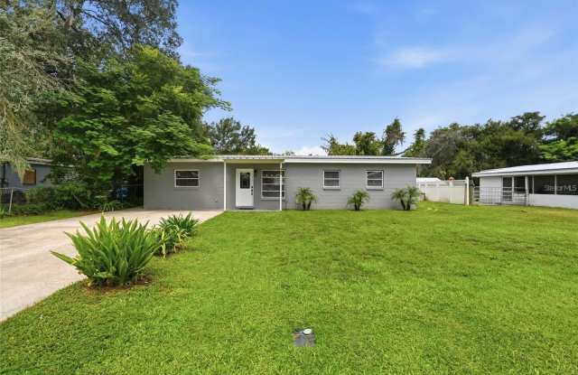 162 BRIDLE Path Gallery 1