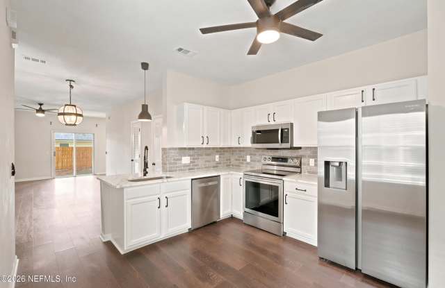 577 SCRUB JAY Drive Gallery 1