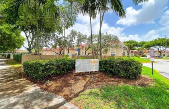 14863 Sw 104th St photos photos