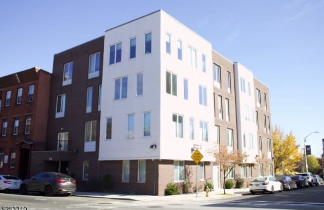 478 Washington St - 478 Washington Street, Newark, NJ 07102