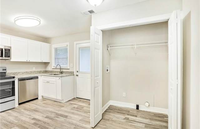 2034 Flat Shoals Terrace Gallery 4