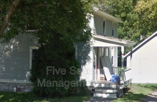 24 East Avenue photos photos