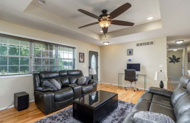 20485 Stagecoach Road Gallery 2