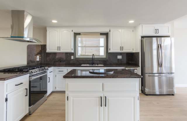 27408 Larchbluff Drive Gallery 3