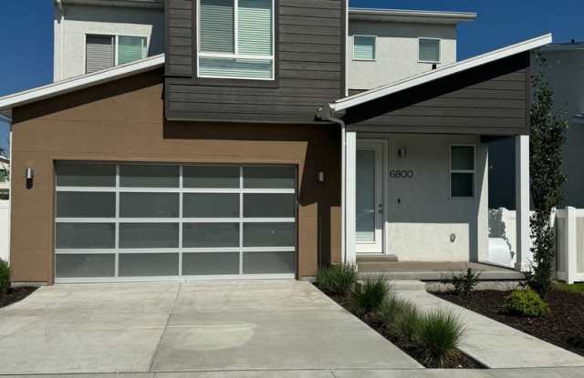 Beautiful Park City Home for rent! Gallery 1