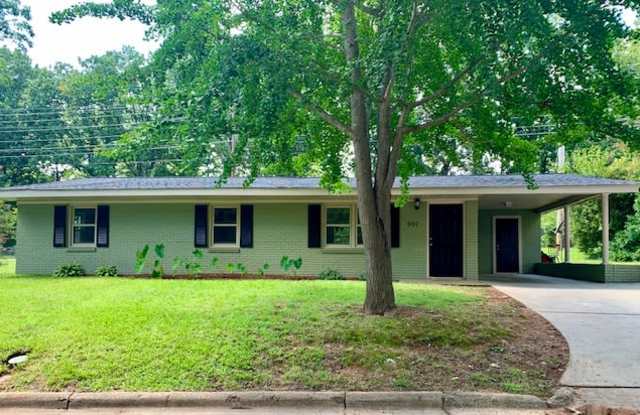 907 Boyce St - 907 Boyce Street, Kings Mountain, NC 28086