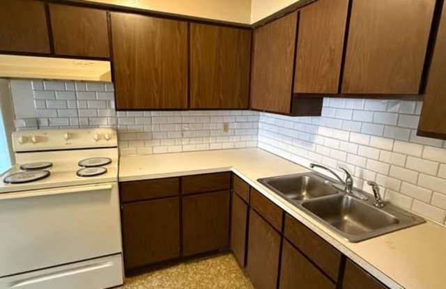 200 Cleveland Avenue - 2 photos photos