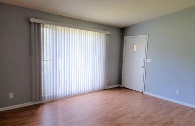 1846 Louvre Drive Gallery 2