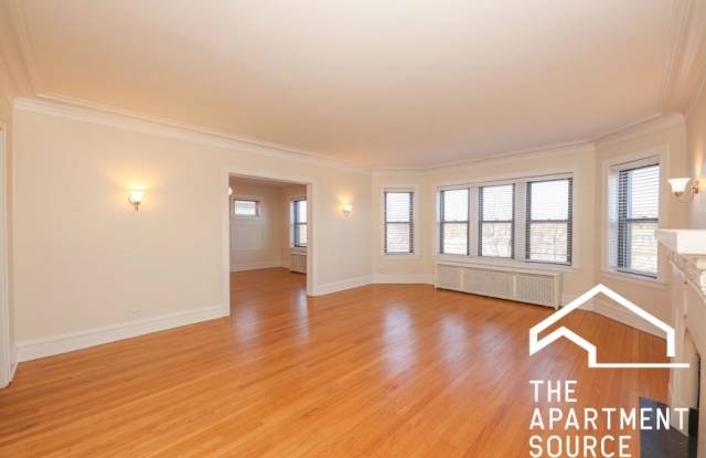 916 Judson Ave. - 916 Judson Avenue, Evanston, IL 60202