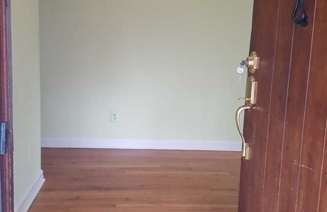 267 Airmount Avenue Gallery 2