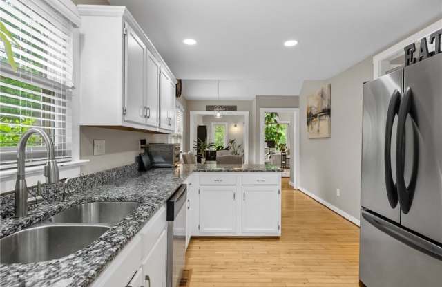 8725 Chippenham Road photos photos