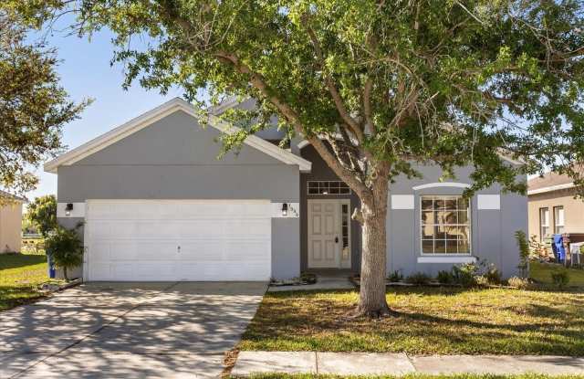 1000 VAQUERO LANE - 1000 Vaquero Lane, Kissimmee, FL 34741