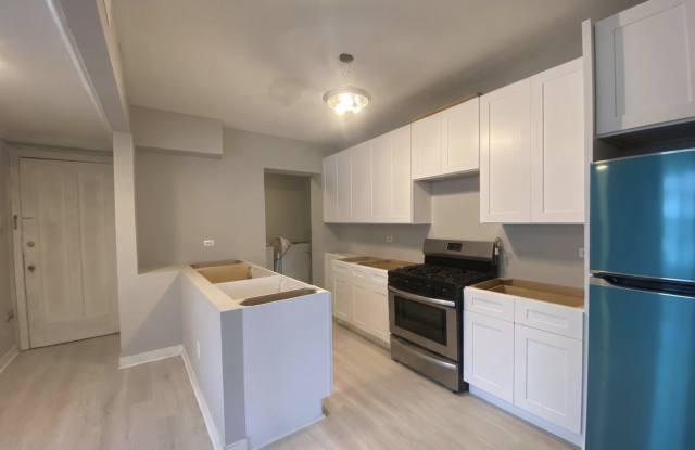 4626 W Lawrence Ave photos photos