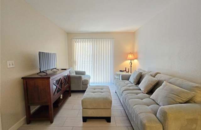 5171 Lindell Road Gallery 1