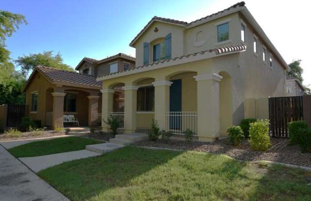 3854 East Santa Fe Lane Gallery 2
