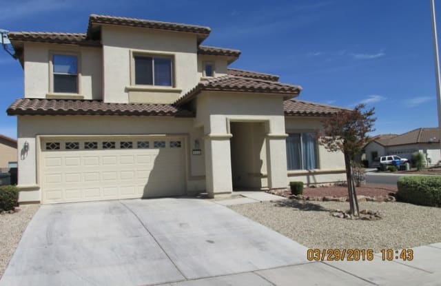 900 Estancia Drive - 900 Estancia Dr, Sierra Vista, AZ 85635
