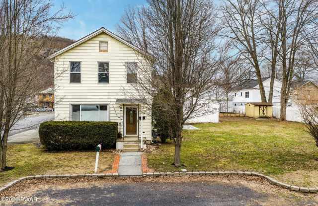 511 Avenue K - 511 Avenue K, Matamoras, PA 18336 511 Avenue K - 511 Avenue K, Matamoras, PA 18336
