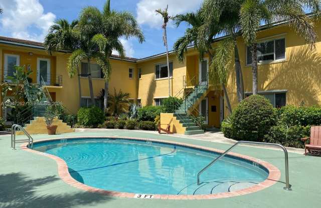 717 NE 16th Ave photos photos