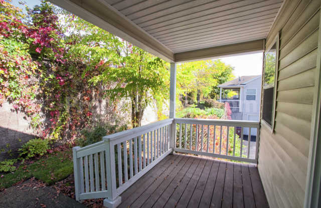 Inviting 1-Bedroom Home in Clackamas with Private Garage! photos photos