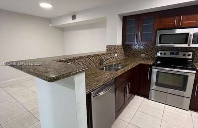 520 SW 111th Ave photos photos