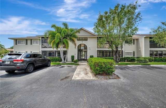 8110 S Woods Circle photos photos