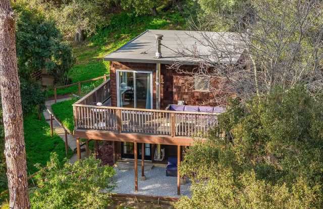 3382 Dwight Way Gallery 2