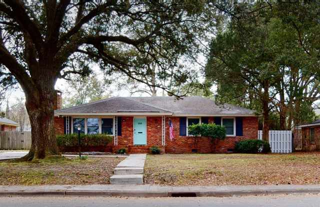 3 Bedroom 2 Bathroom Home for rent! Gallery 1