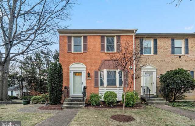 625 N ABINGDON Street N - 625 North Abingdon Street, Arlington, VA 22203