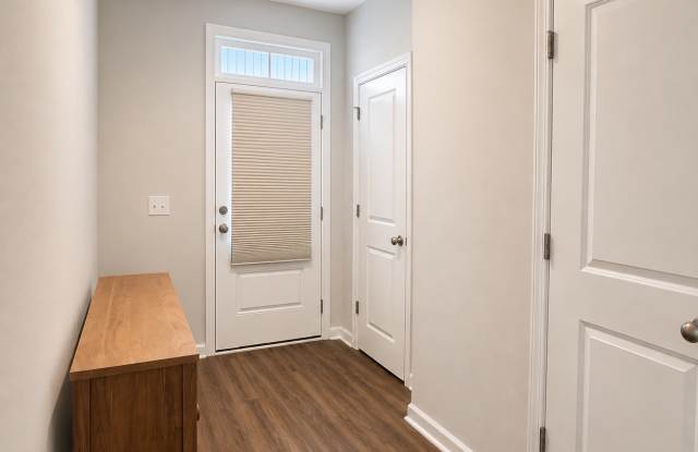 9060 Laurel Bay Lane - 1 Gallery 2