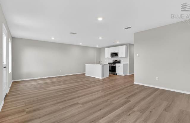 413 Babbling Brook Drive Gallery 3