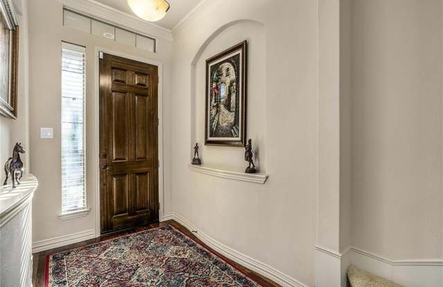 2364 Greymoore Drive Gallery 3