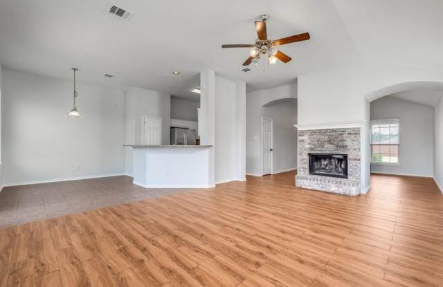 1103 Twin Lakes Drive Gallery 4