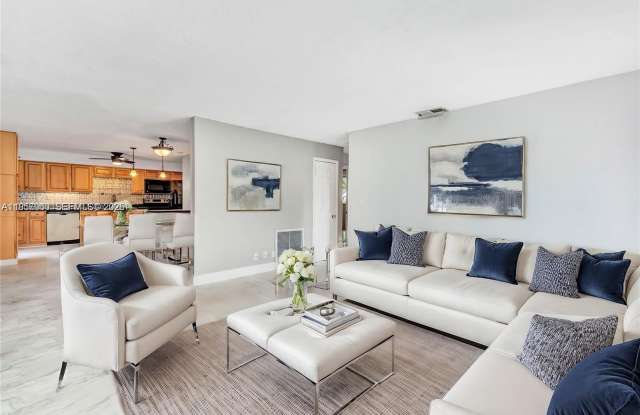 735 NE 38th St photos photos