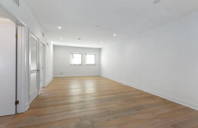 137 S Wilson Ave Unit 109 Gallery 1