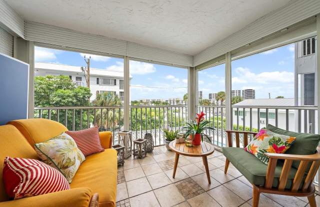 155 Yacht Club Drive Gallery 1