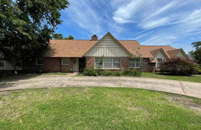 3 bedroom, 2 bath, 2 living areas, 2 car garage Ranch style home nestled on a corner lot photos photos
