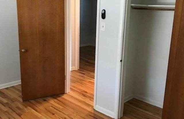 4100 perry Gallery 2