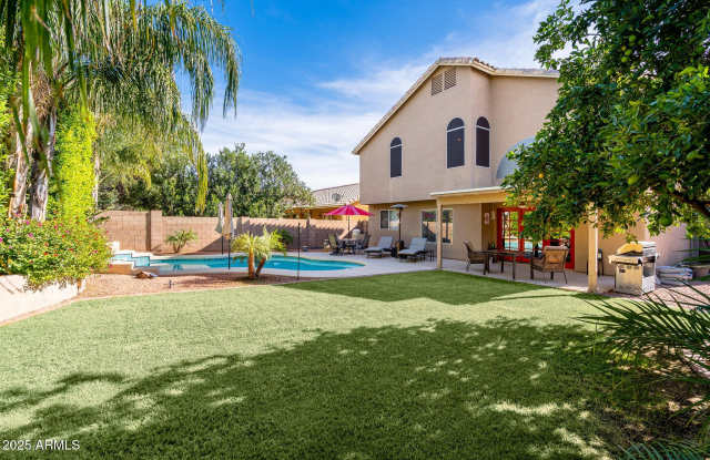 3302 E ROSEMONTE Drive - 3302 East Rosemonte Drive, Phoenix, AZ 85050