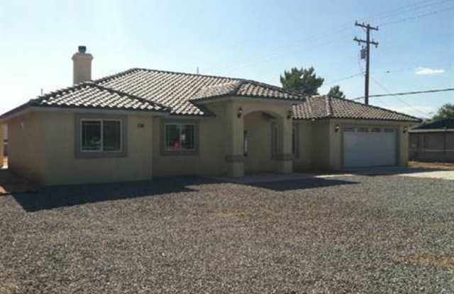 COMING SOON!! 4 bedrooms 2 bathroom home in Apple Valley! photos photos