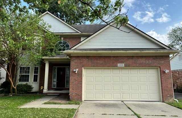 1058 ARTHUR Drive photos photos