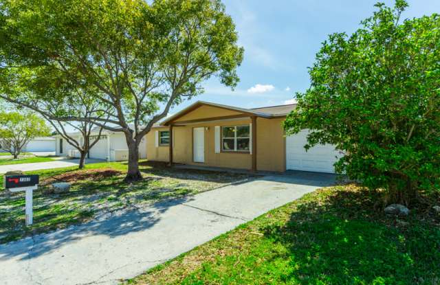 7302 Deerfield Dr Gallery 2