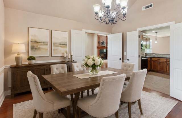 138 Stoney Pointe Drive Gallery 4