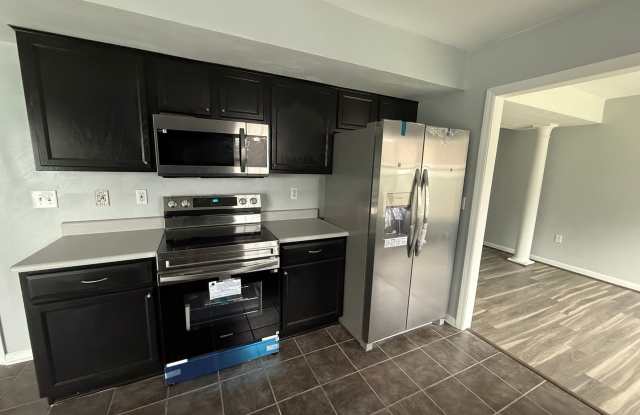 4826 Golfview Dr Gallery 3